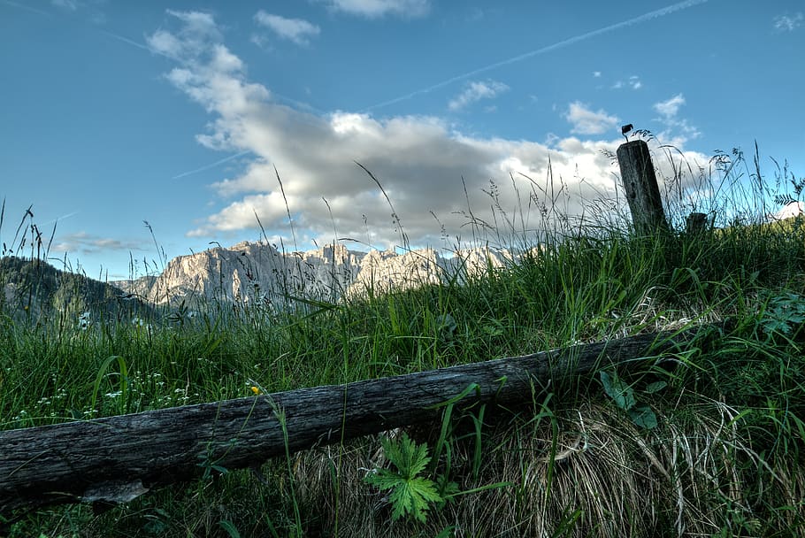 hd wallpaper, mountains, clouds, sky, meadow, fence, grass, sunshine, nature, outdoors