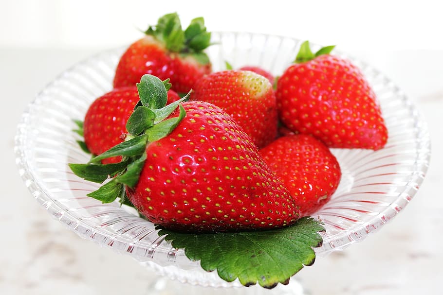 ripe, strawberries, bowl, fruit, red, fruit bowl, fruity, fruits, delicious, sweet