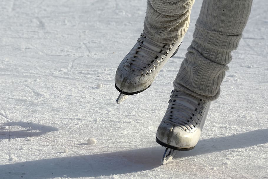 skates, figure, skating, drive, sport, winter, cold, figure skating, eisfeld, artificial ice rink