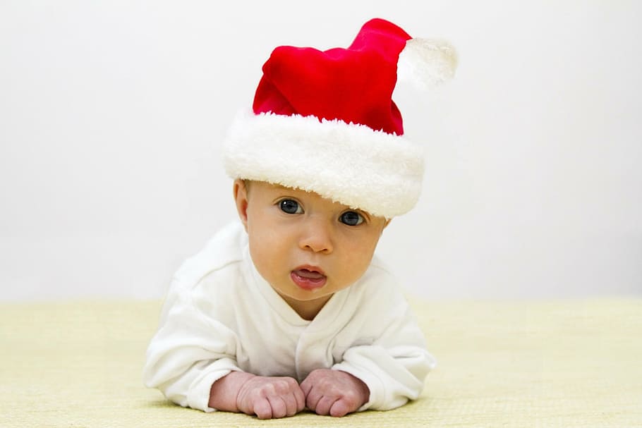 bayi, mengenakan, merah, merangkak, lantai, natal, anak laki-laki, perempuan, topi, santa