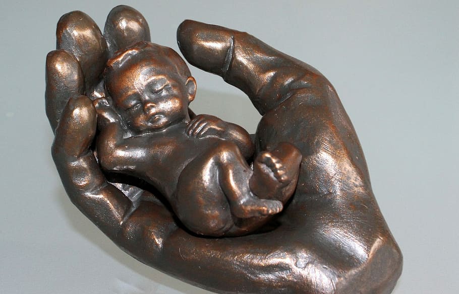bebé, mentira, humano, figurilla de palma, mano, niño, estatua de bronce, seguridad, mantener, protección