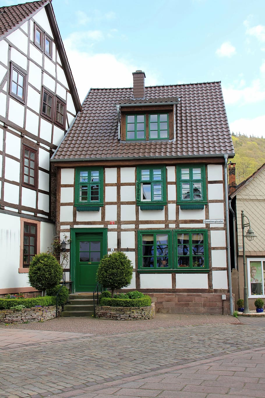 weser uplands, building, home, truss, fachwerkhaus, old house, well maintained, idyll, road, cityscape