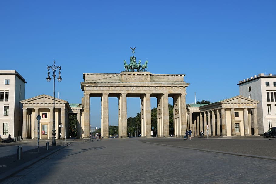 Berlin, Gerbang Brandenburg, Jerman, quadriga, ibukota, historis, lentera, lampu jalan, tua, arsitektur