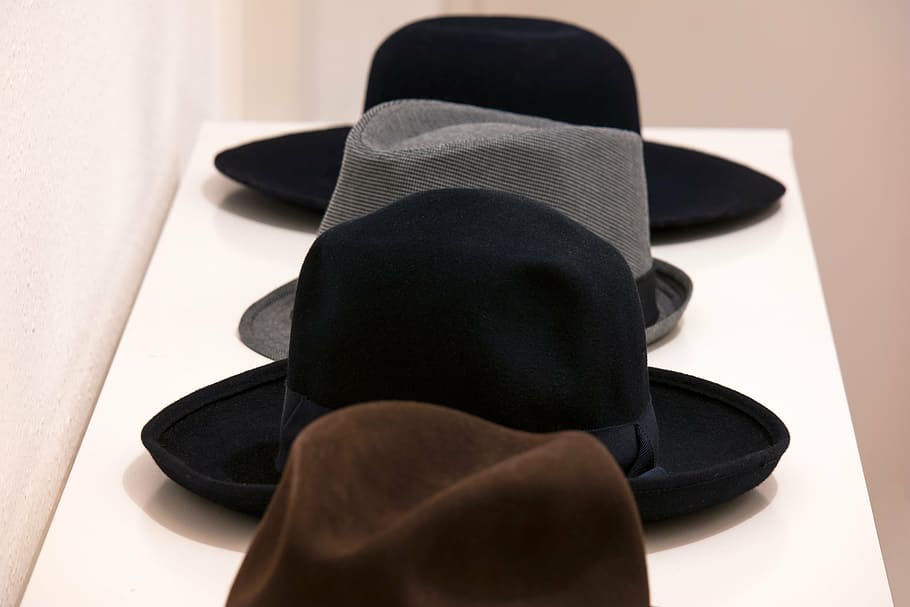 hats, felt, fedora, headwear, hutkrempe, wool felt, clothing, headdress, black color, indoors