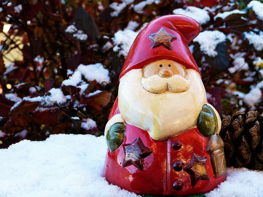 santa claus, ceramic, figurine, nicholas, snow, advent, christmas, christmas decoration, cold, winter