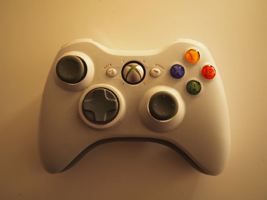 xbox, controller, video games, fun, entertainment, objects, indoors, technology, studio shot, close-up