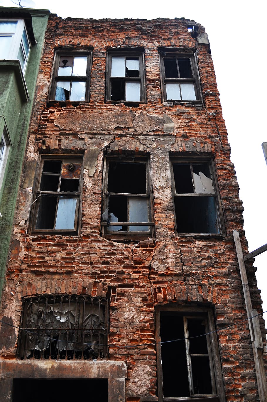 ruin, brick building, balat, window, architecture, abandoned, building exterior, built structure, low angle view, old