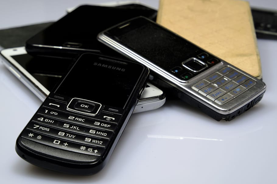 검은, 삼성 캔디 바 전화, 전화, 휴대 전화, 스마트 폰, 통신, 접촉, 화면, 변하기 쉬운, GSM