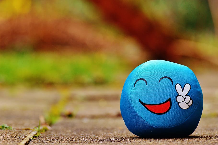 dangkal, fotografi fokus, biru, mainan emoticon perdamaian, smiley, cool, peace, lucu, manis, wajah