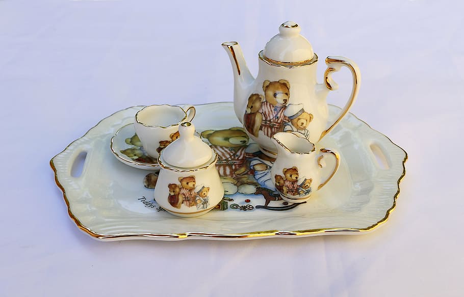 white, ceramic, teapot, set, tray, porcelain, tea set, miniature, food and drink, still life