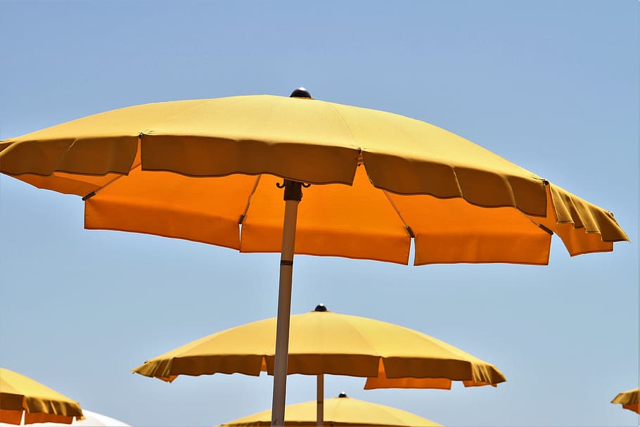 parasol, sun, blue sky, steps, beach, sunny day, summer, yellow, yellow umbrellas, italy