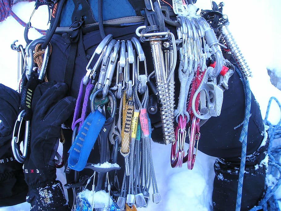 peralatan, perlindungan es, karabin, chocks, keamanan seluler, teman, quickdraw, ice climbing, alpinism, bergsport