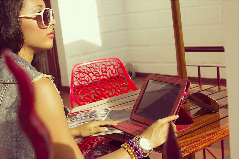 girl, woman, sunglasses, fashion, watch, bracelets, ipad, technology, magazine, reading