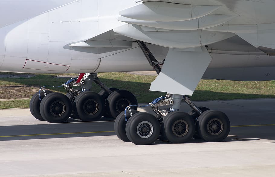 boeing 777, chassis, aircraft, landing, close, aviation, mature, main landing gear, passenger aircraft, fly