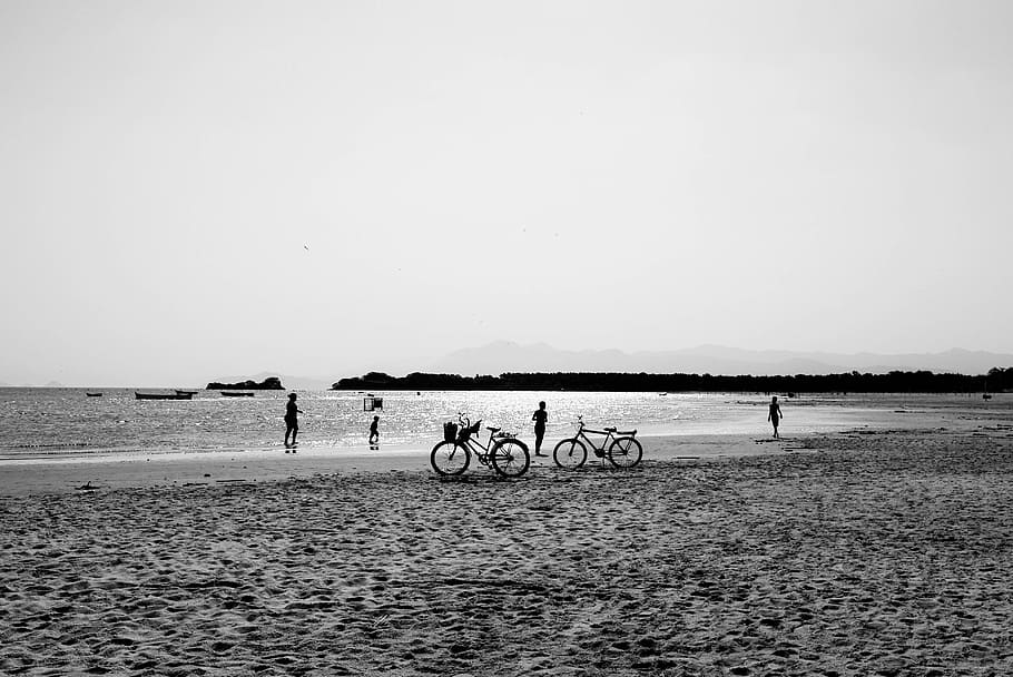 Bike, People, Silhouette, Beach, Water, sand, p b, children, black And White, sea