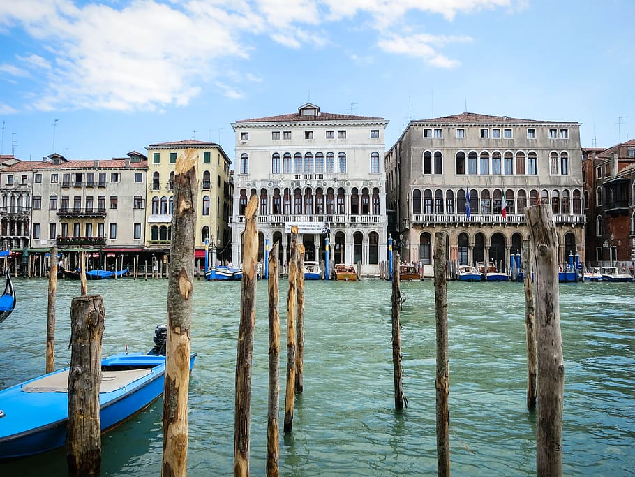 Veneza, Itália, edifícios, casas, arquitetura, barcos, água, docas, madeira, cidade