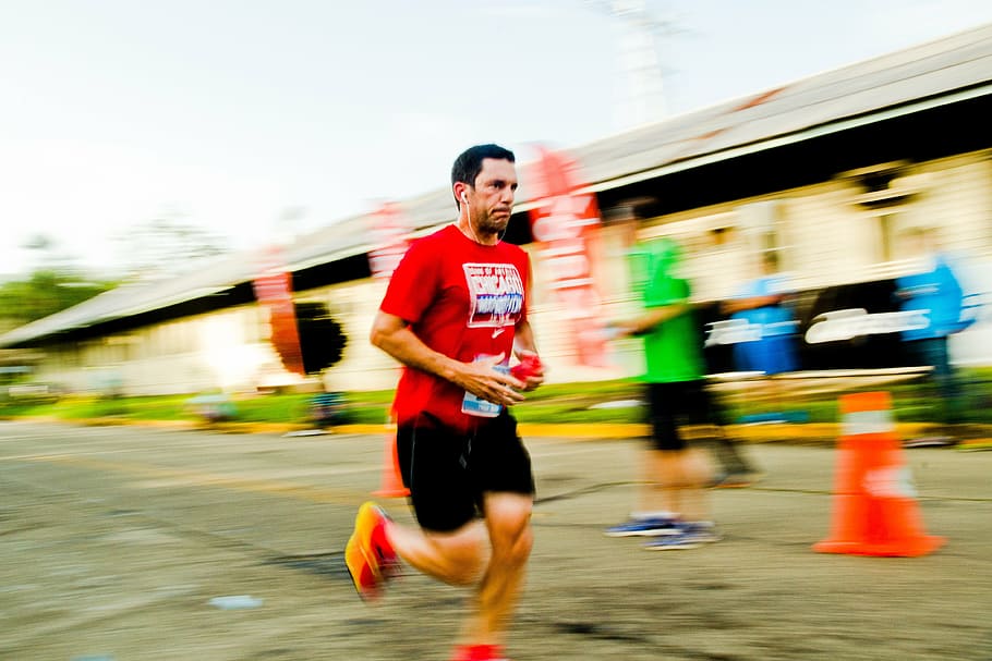 brokers, racing, athlete, sport, exercise, outdoor activity, corridor, motion, blurred motion, speed