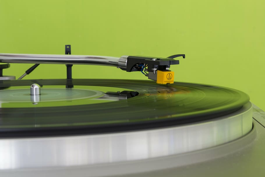 closeup, photography, turntable, disco, vinyl, music, green, equipment, record, arts culture and entertainment