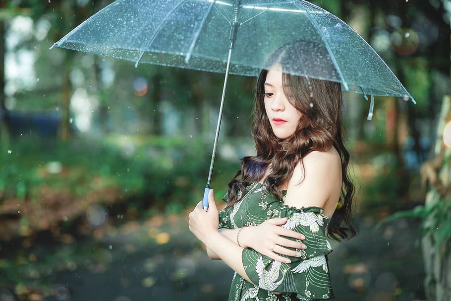 woman, holding, clear, shade umbrella, standing, shallow, photography, dalat, scrabble, women