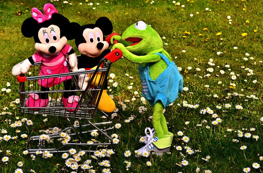 kermit, frog, micky mouse, plush toys, shopping cart, toys, play, funny, fun, stuffed animal