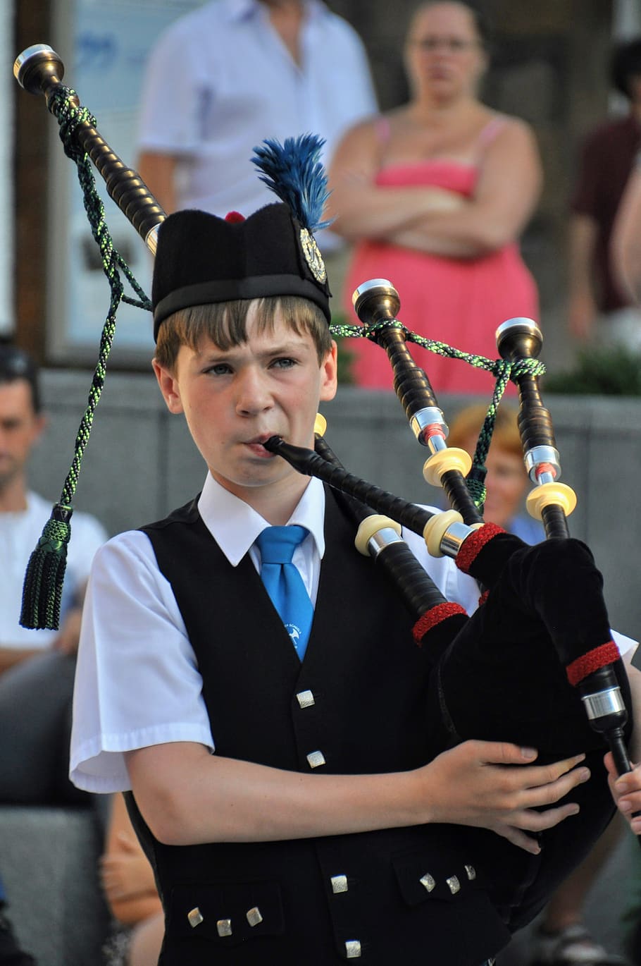 bagpipes, boy, scotland, music, hands, focus on foreground, clothing, child, real people, front view