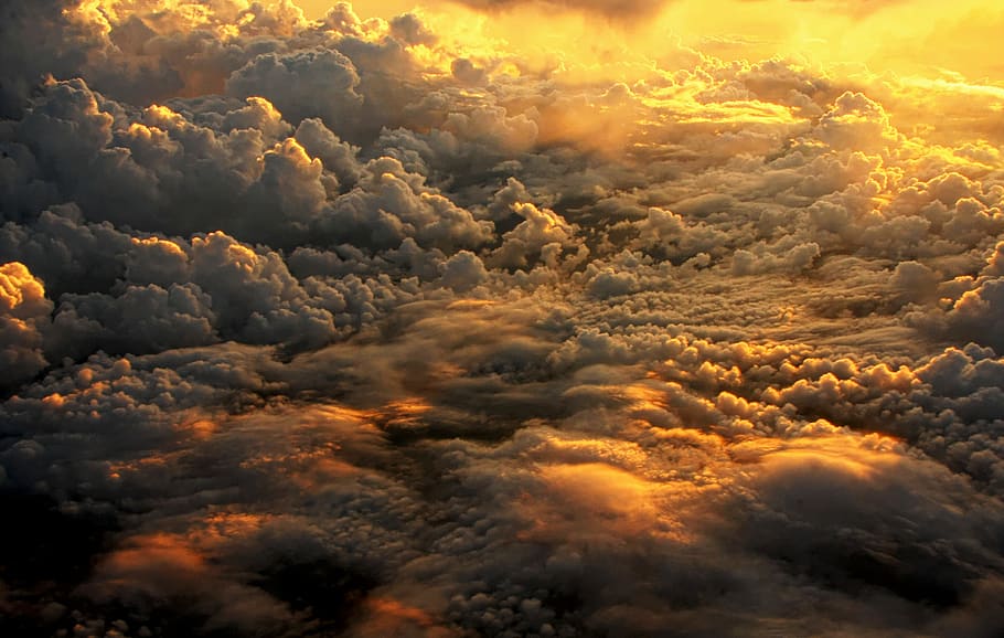 nuvens, o avião, o sol, o céu, o vôo, a flutuação, a viagem, a atmosfera, o ar, a tempestade