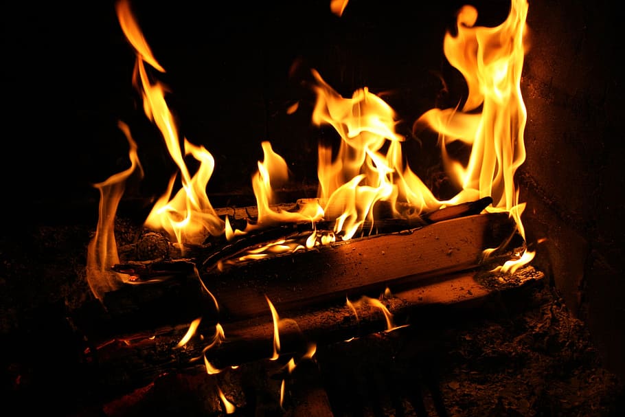 chimenea con llama, resplandor, llama, en la noche, calor, un brote de, chimenea, quemar, claramente, caliente