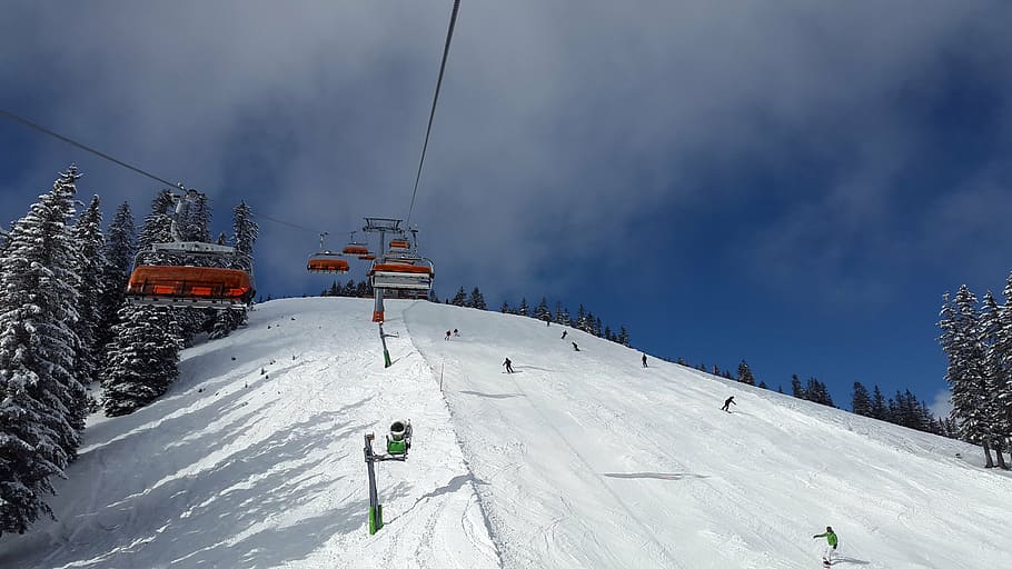 pessoas, jogando, esquis, campo de neve, teleférico, esqui alpino, esqui, neve, pista de esqui, allgäu