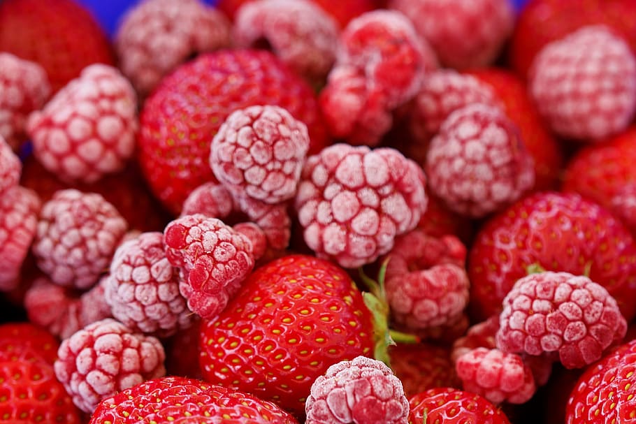 raspberries, strawberries, background, healthy, fresh, fruit, vitamins, ice, frozen, food