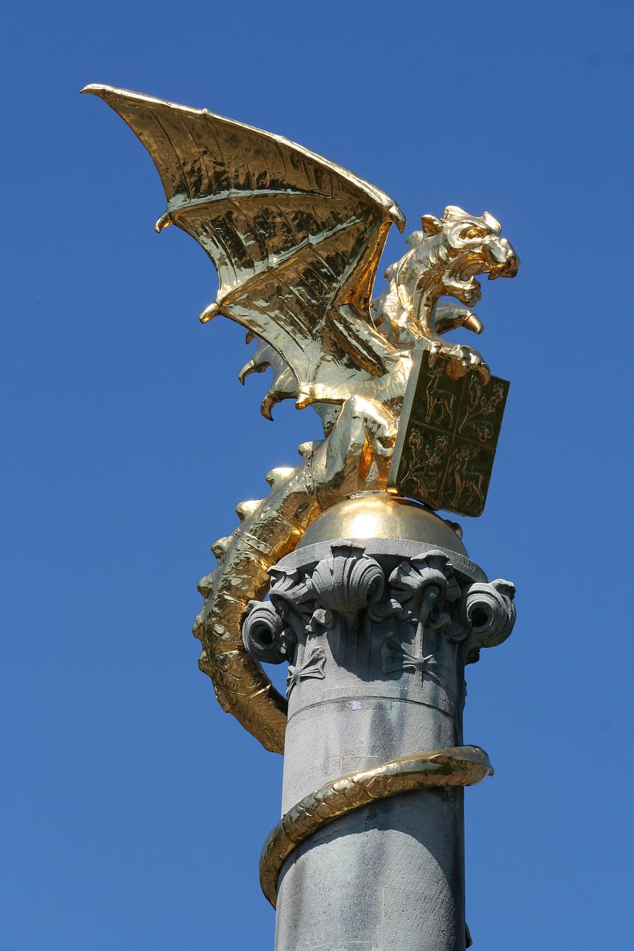 dragon, gold, broncefigur, art, fantasy, dragons, sculpture, art and craft, sky, representation