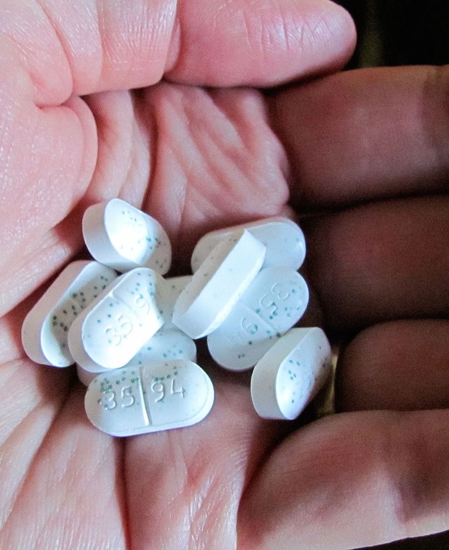 person, holding, white, medication pills, pills, drugs, hand, medication, addiction, addict