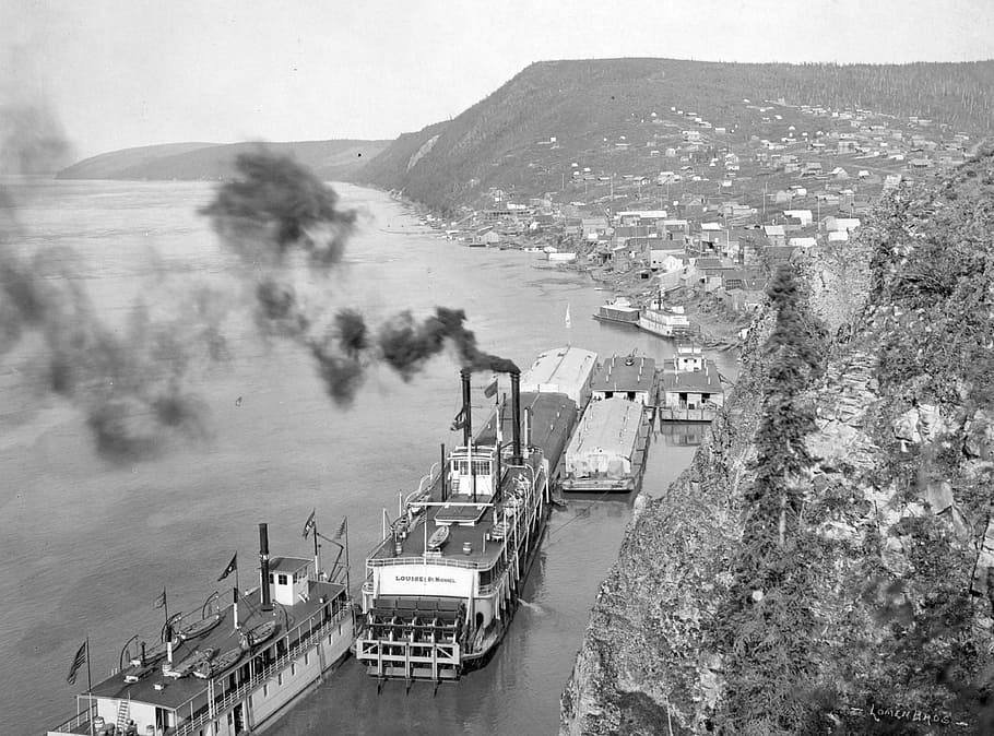 Riverboat, Yukon River, Ruby, Alaska, lansekap, lanskap, domain publik, kapal, asap, kota