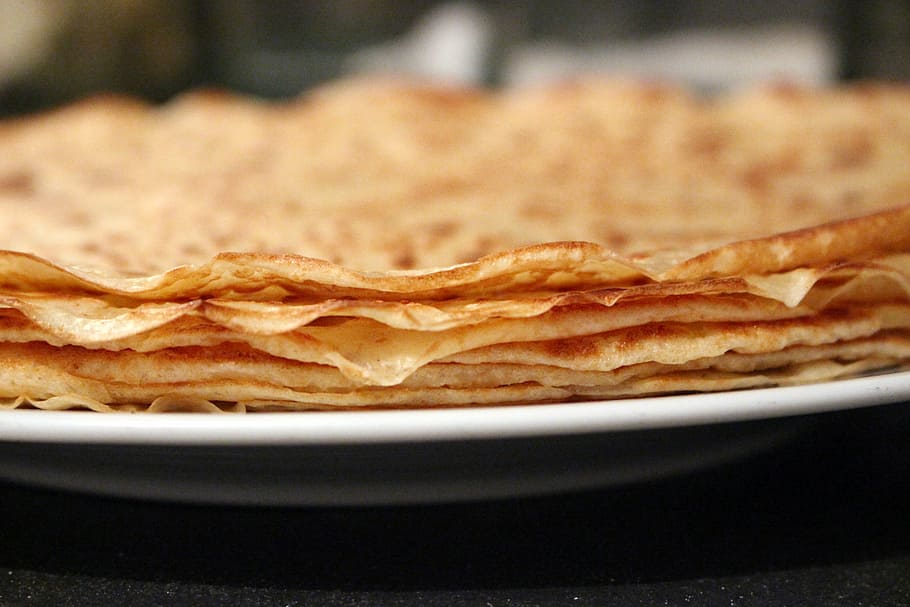 close-up photography, baked, pie, white, plate, pancakes, pfannkuchen, taste, dessert, crepe