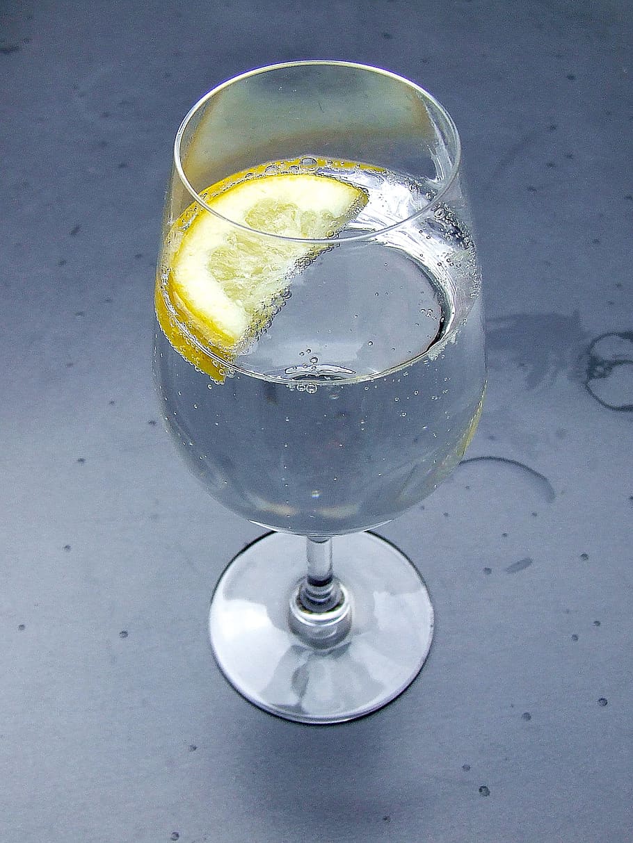 clear, footed glass, liquid, Sparkling, Mineral, Water, Spritzer, mineral, water, seltzer, club soda