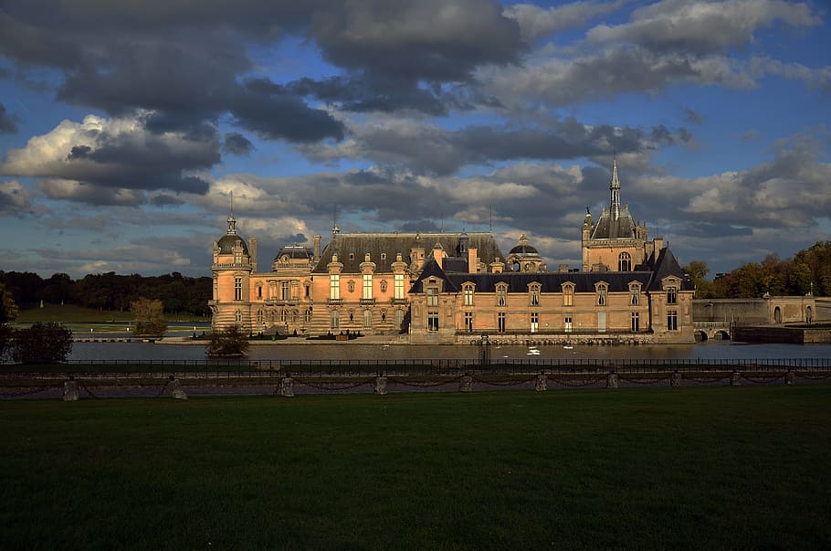 france, oise, chantilly, castle, castle of chantilly, palace, renaissance, museum, musée condé, great conde