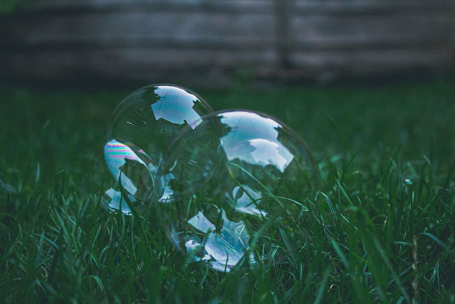 selective, focus photography, bubbles, grass, two, white, balloons, green, lawn, green color