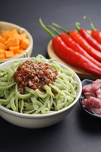 noodles-food-sauce-seasoning-royalty-free-thumbnail.jpg