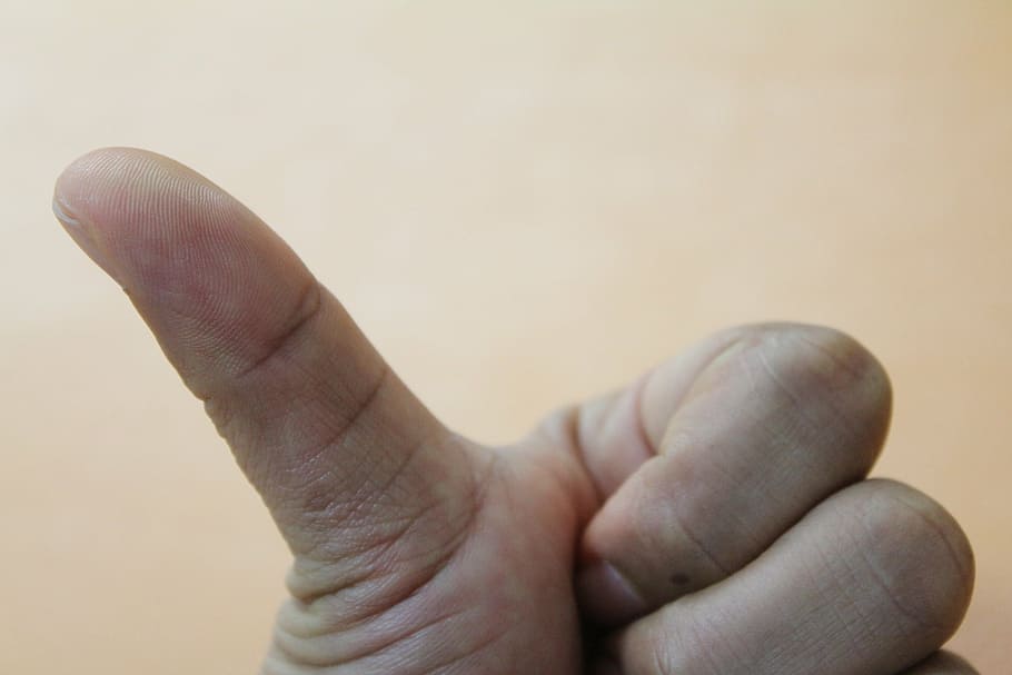 человек, рука, большой палец, человеческая рука, часть человеческого тела, часть тела, человеческий палец, Палец, один человек, Крупным планом
