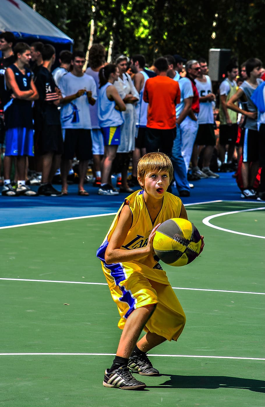 basketball, boy, ball, game, yellow, sport, real people, group of people, crowd, large group of people