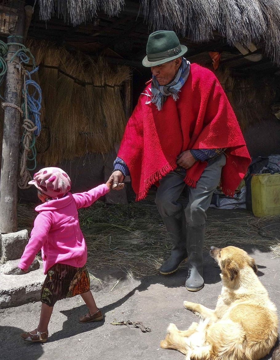 lokal, komunitas, Komunitas Lokal, Quechua India, kakek, cucu, di luar rumah, dewasa, senior, satu hewan