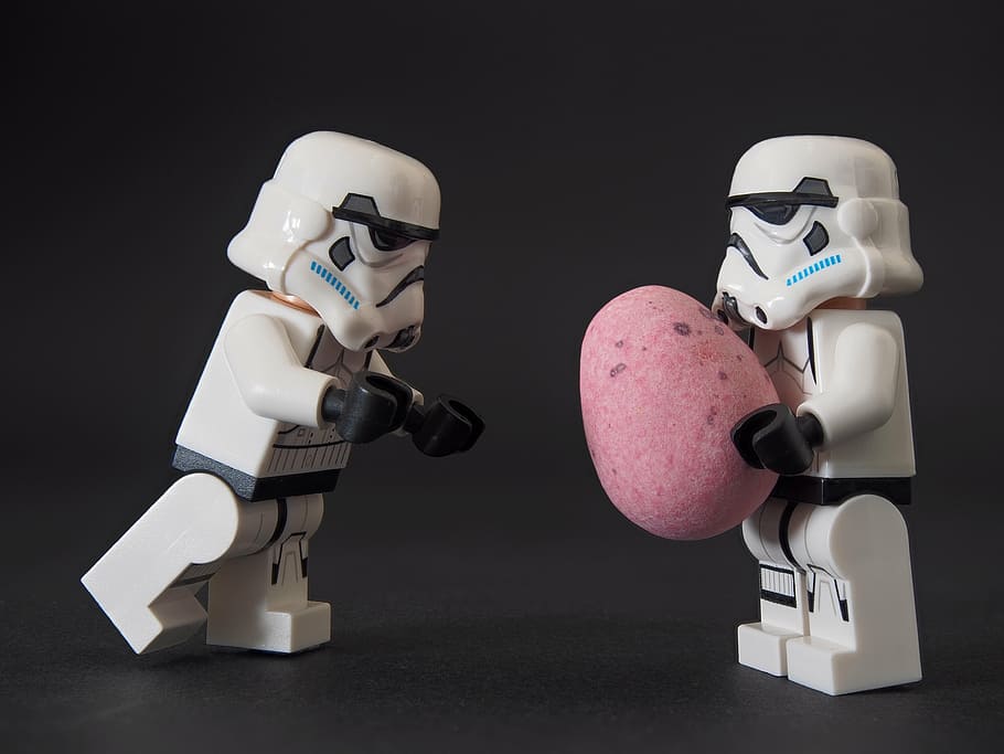 two, star, wars, stormtrooper, toy, figures, easter, egg, lego, gift