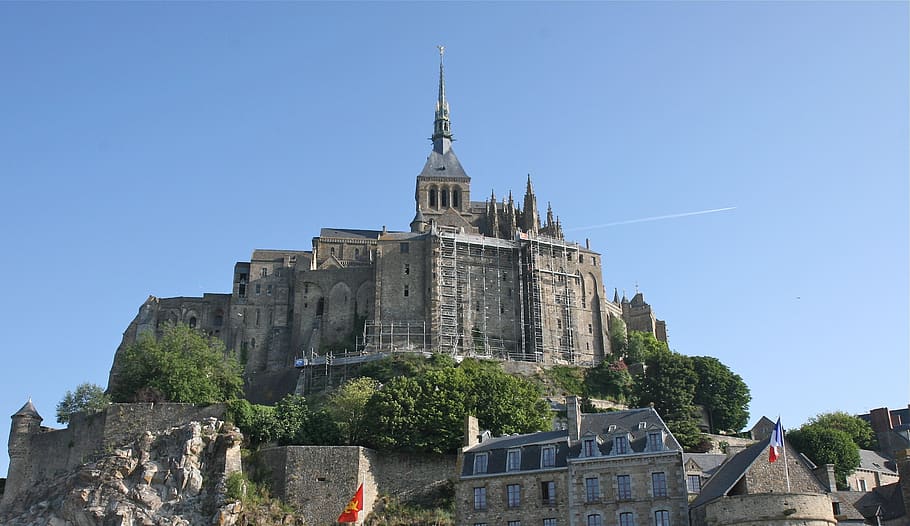 mont saint michel, france, island, castle, architecture, built structure, building exterior, sky, building, history