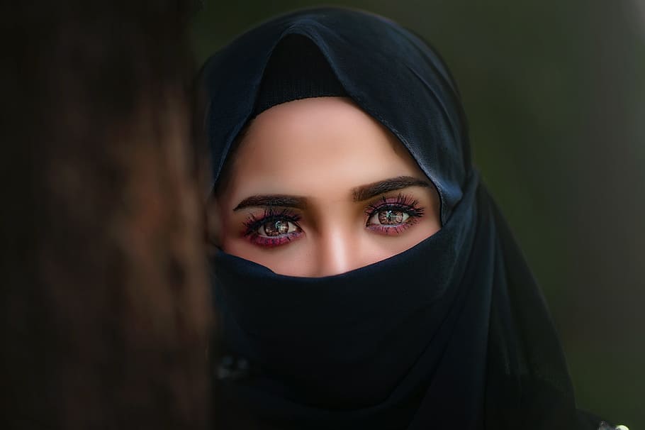 wanita, hitam, hiqab viel, dangkal, fotografi fokus, jilbab, potret, kerudung, mata, gadis