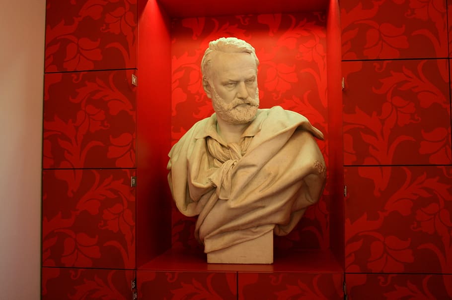 victor hugo, house of victor hugo, places of the vosges, marble bust, indoors, red, front view, adult, one person, curtain