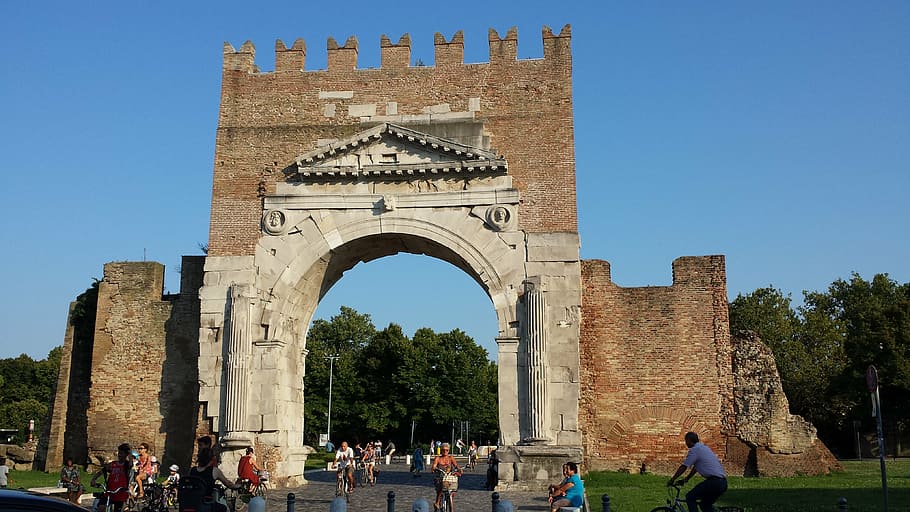 rimini, arc august, roman arch, architecture, history, group of people, the past, crowd, arch, built structure