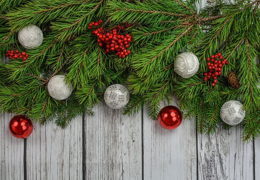 緑, 赤, 銀のつまらないもの, 背景, クリスマス, 装飾, 松, 休日, お祝い, 木