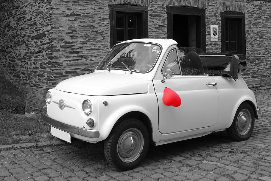 grayscale photo, convertible, coupe, wedding, wedding car, heart, heart balloon, registry office, fiat, fiat 500