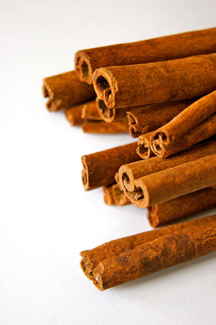 brown, wood, stick, lot, tobacco, roll, cinnamon, cinnamon stick, rod, kitchen