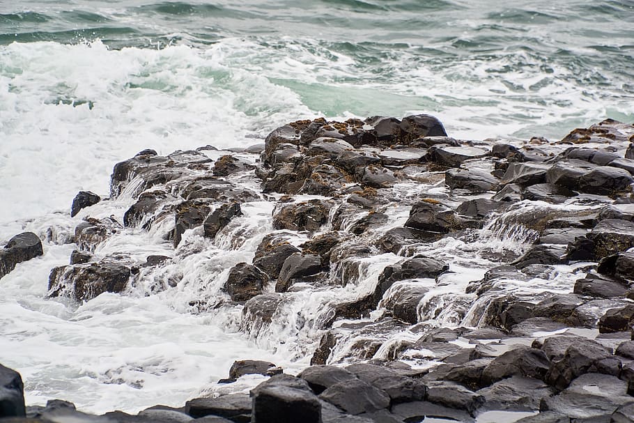 Irlanda, Irlanda del Norte, paisaje, calzada de los gigantes, costa, roca, agua, escénico, océano, piedras