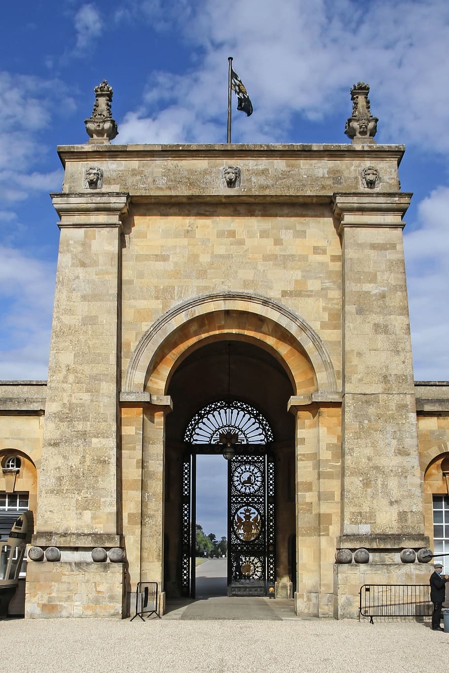blenheim palace, castle, world heritage, woodstock, oxfordshire, england, architecture, arch, built structure, the past